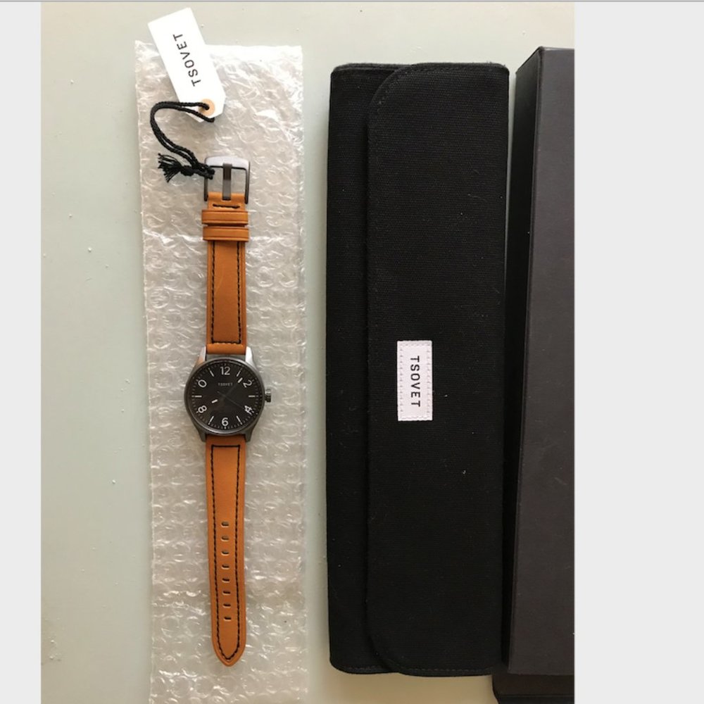 *BRAND NEW* Tsovet Men's SVT-RS40 Analog Watch